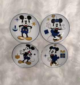 Set of 4 Disney Mickey & Minnie 6" Ceramic Appetizer Plates - Picture 1 of 7