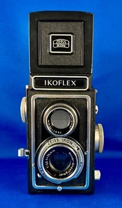 Zeiss Ikon Ikoflex IB (854/16) TLR Camera with Case for Parts or Repair - Picture 1 of 6