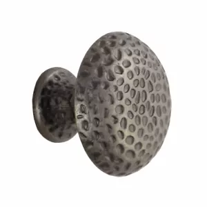 Fingertip Hammered Finish Cupboard Knob - Imagen 1 de 2