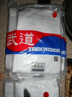 Taekwondo White Uniform Outfit Top and Pants Sash 4/180 New in Package - Image 1 of 2