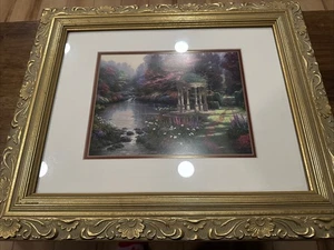 Thomas Kinkade el jardín de la oración enmarcado con certificado de autenticidad. Muy buen estado - Imagen 1 de 6