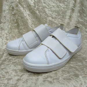 lacoste trainers velcro strap