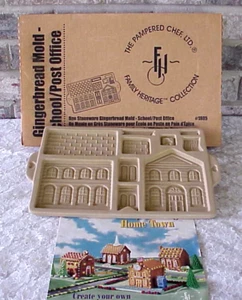 Vintage Pampered Chef Lebkuchenform Schule/Post Heritage Collection - Bild 1 von 18