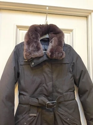 Preciosa Parka Nobis She-Ra, Negra, Talla Grande - El Abrigo de Invierno Definitivo Foto 1 de 4