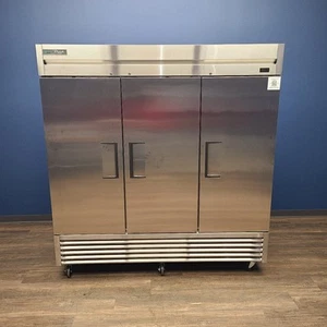 True TS-72F-HC 78" 3 Door Reach-In Freezer (Scratch & Dent 4724) - Picture 1 of 6