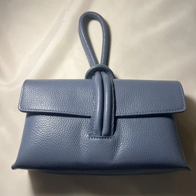 Borse in Pelle Women's Blue Leather  Clutch/Wristlet Purse Italy - Image 1 of 4