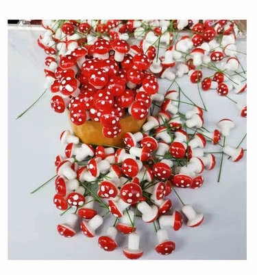 100Fliegenpilze mini 2cm rot/weiss mit Steckdraht Herbstdeko Weihnachtsdeko neu - Bild 1 von 3