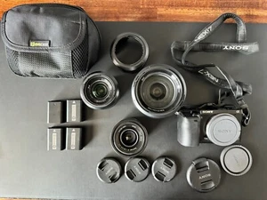 Sony Alpha NEX-7 24.3 MP Mirrorless, w/ 18-55mm, 18-200mm, Carl Zeiss 24mm + - Picture 1 of 15