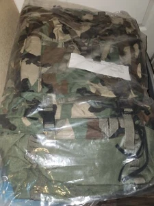 US Military Backpack Rucksack Woodland Camo Combat Patrol Pack Field NOS - Picture 1 of 9