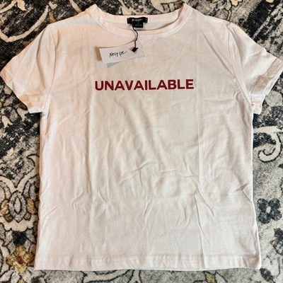 Nasty Gal 图形婴儿 T 恤“不可用”白色上衣中号全新带标签 — 第 1/4 张图片