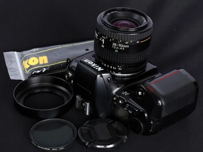 Nikon F-601 (N6006) Autofocus 35mm SLR + AF Nikkor 35-70/3.3-4.5 Lens & Hood Kit - Image 1 of 4