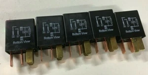 Honda CRV MK2 - Relays - 06Y1A31D - Picture 1 of 5