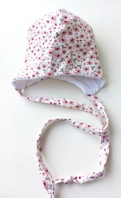 NEU * Babymütze mit Ohrenschutz * Mütze Neugeborene * Erstlingsmütze * Blumen - Bild 1 von 4