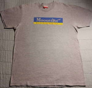 Men's Lg Moosejaw Gray Mountaineering Spellout T Shirt
