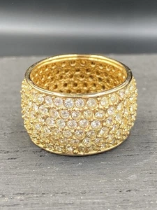 Joan Rivers Size 9 Gold Plated Crystal Banquet Ring - Picture 1 of 7