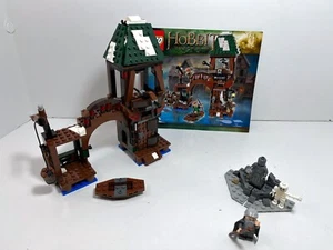 LEGO LOTR:  Attack on Lake-town 79016 (2014) + Statue 79014 - Picture 1 of 8