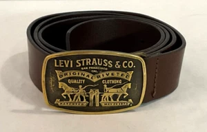 Vintage Levi's Strauss Brass Buckle Brown Leather Size 105/42 Belt Made In Italy - Picture 1 of 8