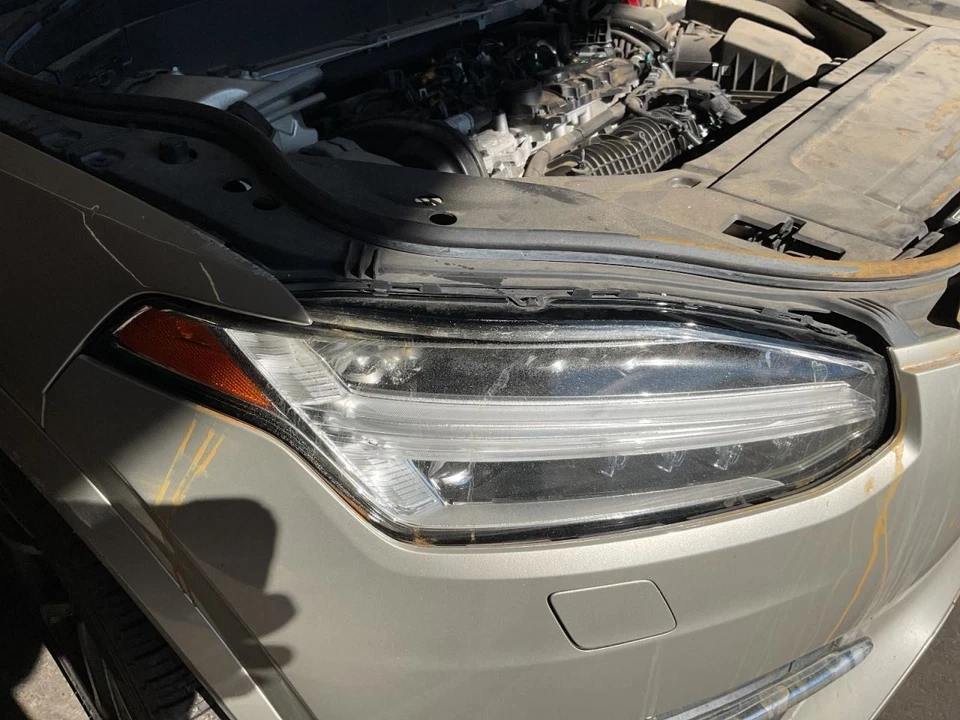 Passenger Headlight LED Thru VIN 344888 Fits 16-18 VOLVO XC90 1774627 - Image 1 of 1