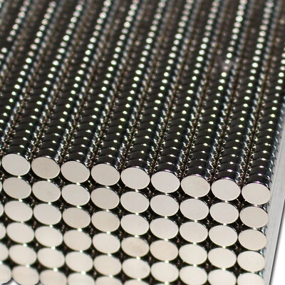 50 NEODYM SCHEIBEN MAGNETE D5x2 mm 600 G ZYLINDER N35 BASTELN RUND MODELLBAU - Bild 1 von 2