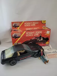 1983 Kenner Knight Rider Knight 2000 Auto vocale con Figura in Scatola Originale! - Foto 1 di 23