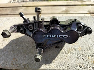 suzuki gsxr 1100W 93 Front brake caliper, both sides - Picture 1 of 3