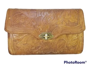 70's VINTAGE HAND MADE TOOLED CLUTCH ENVELOPE WALLET FLORAL 12X8X1.5 TURNLOCK - Picture 1 of 9