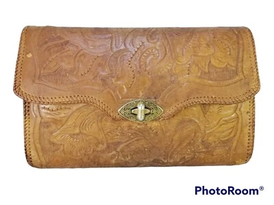 70's VINTAGE HAND MADE TOOLED CLUTCH ENVELOPE WALLET  FLORAL 12X8X1.5 TURNLOCK - Image 1 of 4