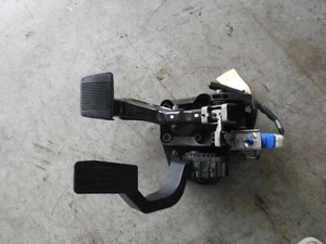 Acelerador gasolina con pedal de freno Jeep Cherokee 2016 3.2 04581652ac R-14 - Imagen 1 de 3