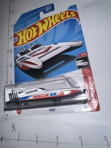 Hot Wheels H2Go 2010 R7502 Red/White/Black HW Garage New Diecast Toy Boat Mint - Picture 1 of 2