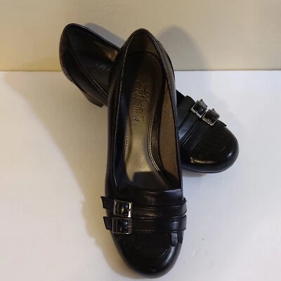 Mocasín/tacones negros para dama. By Life Stride. Talla 7m. (Suela acolchada Foto 1 de 4