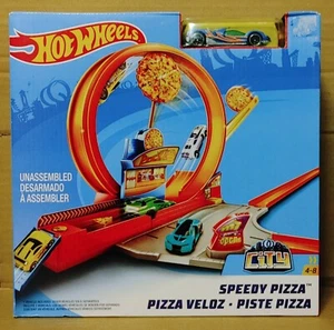 Hot Wheels Speedy Pizza Playset Action Set Track Builder New - Picture 1 of 3