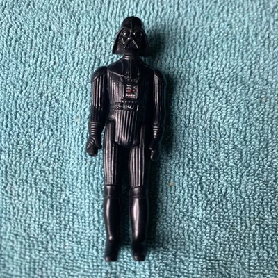 Vintage Star Wars Darth Vader Action Figure 1977 Kenner no light saber - image 1 of 3