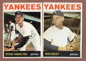 1964 Topps Lot (2) Yankees #164 Bud Daley #206 Steve Hamilton - Foto 1 di 2