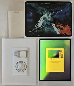 iPad Pro (12,9-inch) Wi-Fi + Cellular mit 1TB Speicher in Silver, Modell A1895 - Bild 1 von 6