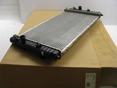 NUEVO GENUINO Radiador Acdelco 21461 2002-04 Olds Alero, Pontiac Grand Am 22666459 Foto 1 de 4