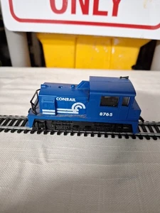 HO scale RSO Conrail Yard Switcher 8765 Tested Runs Good - Picture 1 of 7