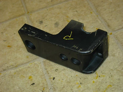 1988 88 US MARINE FORCE 50HP 50 HP RH SHOCK MOUNT STARBOARD COVER - Image 1 of 4