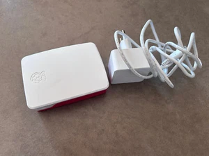 Raspberry Pi 4 B (ARM Cortex-A72, 1,5GHz, 2 Go RAM) - Photo 1/4