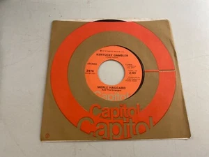 MERLE HAGGARD KENTUCKY GAMBLER 7" VINYL 45 RPM 1974 CAPITOL RECORDS 3974 COUNTRY - Picture 1 of 3