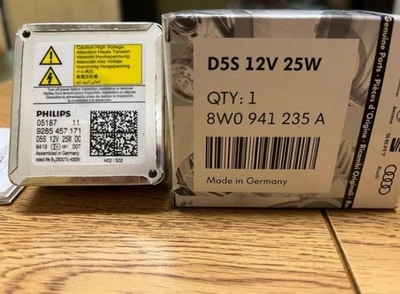 Lámpara Xenon Audi-VW- SEAT- 8W0 941 235 A- D5S de 12V y 25W, modelo Philips 051 - Imagen 1 de 4