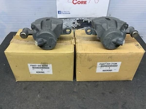 1981 - 1985 NOS Mazda RX7 Front Brake Caliper Pair - Bild 1 von 6