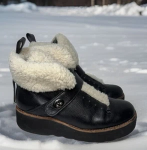 Coach Urban Hiker Size 7 Shearling Black Leather Platform Turn Lock Boots Ankle - Picture 1 of 8