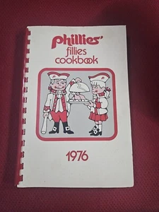 Libro de cocina vintage 1976 Philadelphia Phillies Fillies libro encuadernado en espiral antiguo antiguo - Imagen 1 de 6