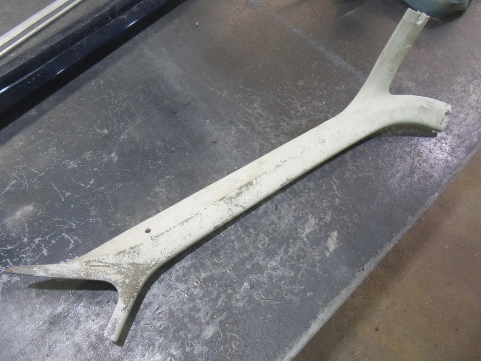 Chevrolet 1973-80 camioneta interior parabrisas pilar adorno moldura PF Foto 1 de 4