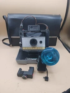 VTG POLAROID AUTOMATIC 215 LAND CAMERA W Manual, Bulb, Self timer & bag Untested - Picture 1 of 8
