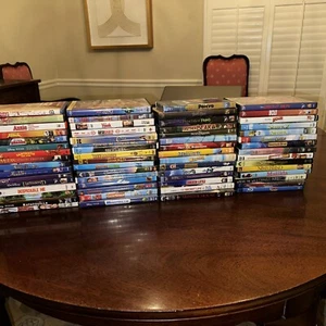 Children and Family Dvds You Choose $5 Total Shipping on All Purchases - Foto 1 di 1