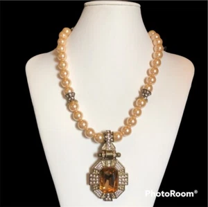 Heidi Daus Vintage Magnetic Pendant & Pearl Beaded Necklace - Picture 1 of 11
