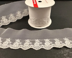 White Lace Trim/Ribbon 1 Yard Wedding Cottagecore Shabby Free shipping - Picture 1 of 2