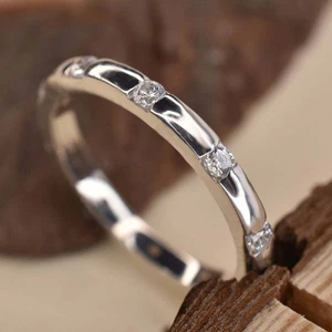Anillo de compromiso de boda de diamantes de corte redondo de 0,50 quilates de oro blanco sólido de 14 quilates - Imagen 1 de 7