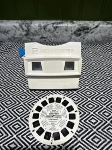 Vintage View-Master With Donald Duck Real - Picture 1 of 5